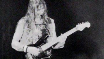 Iron Maiden-Hallowed Be Thy Name thumbnail 1